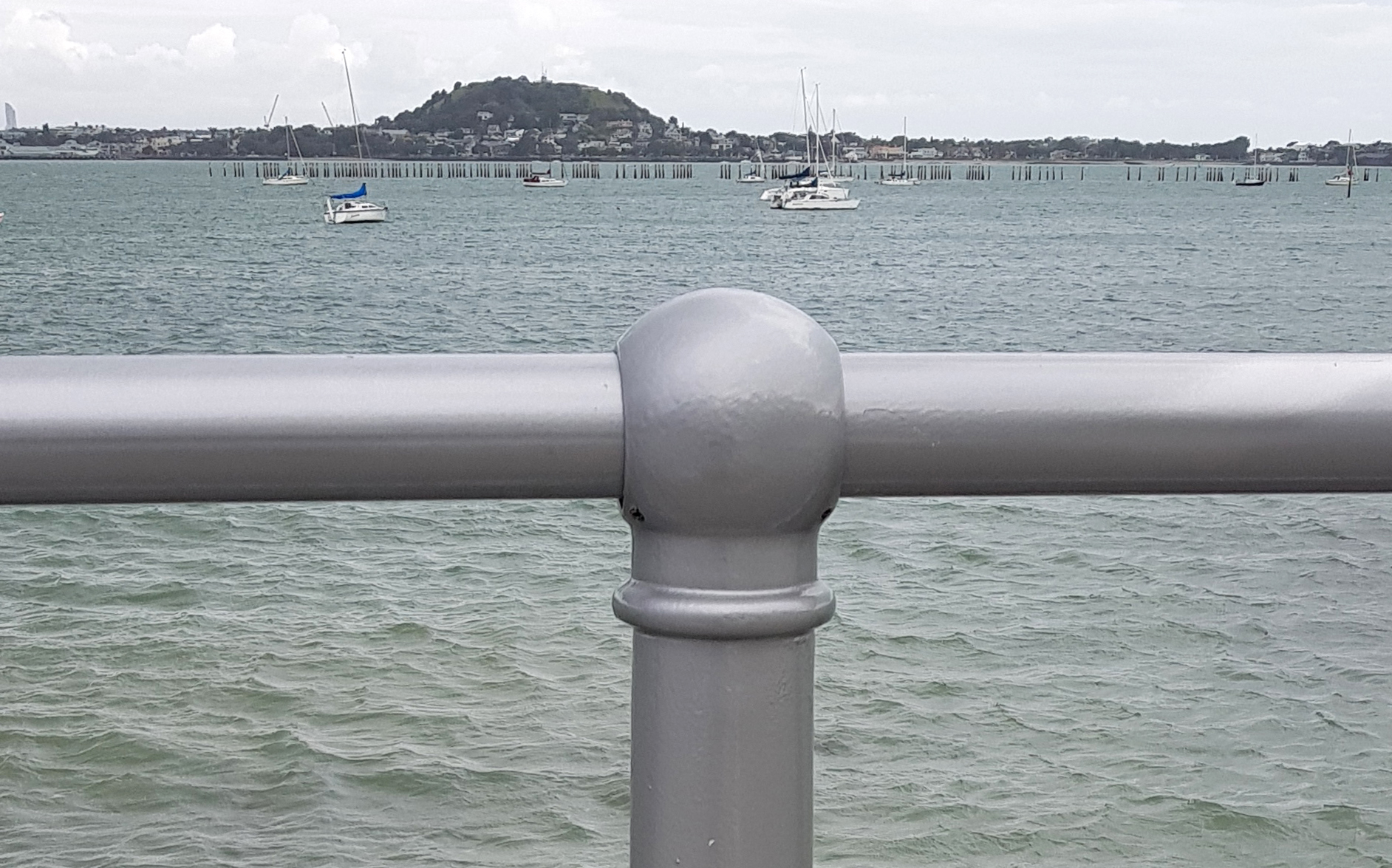 Chatain Rails Tamaki Heritage Rail and Chains for Urban Areas & Parks - Windsor Urban